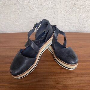 Women's Navy Timberland Platform Sandals